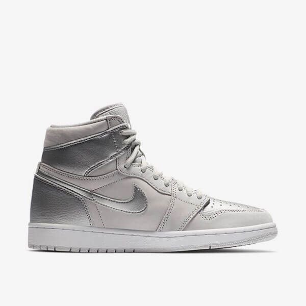 ナイキ エアージョーダン スニーカー コピー  Air Jordan 1 Retro Hi Silver 25th Anniversary 2010    201017a05