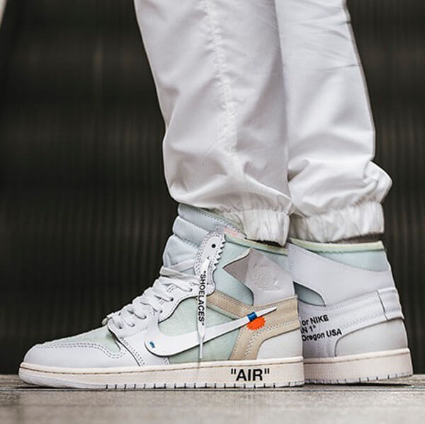 ナイキ オフ ホワイト スニーカー コピー OFF-WHITE  Air Jordan 1 Retro High OG “WHITE” SS 18 AQ0818-100