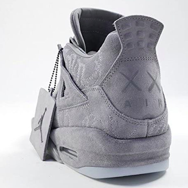 AIR JORDAN 4 RETRO KAWS ジョーダン4 カウズ クールグレイ 930155-003