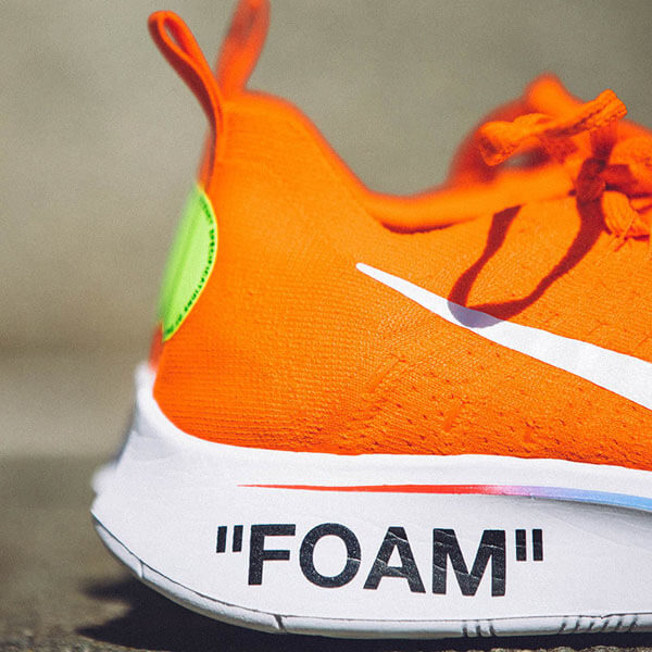 大人気★入手困難 OFF-WHITE  ZOOM FLY MERCURIAL FLYKNIT ORANGE & BLACK   201020A06