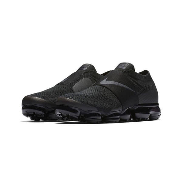 大人気！ナイキ Air VaporMa Moc Triple Black