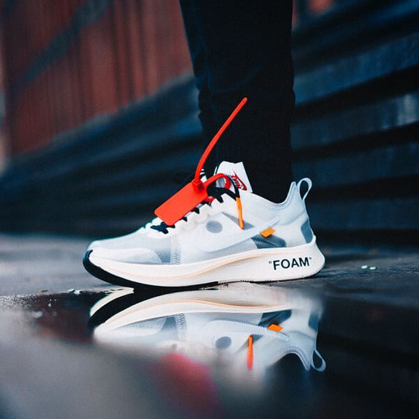 Off-White ナイキ   Zoom Fly オフホワイト ナイキ ズームフライ AJ4588100