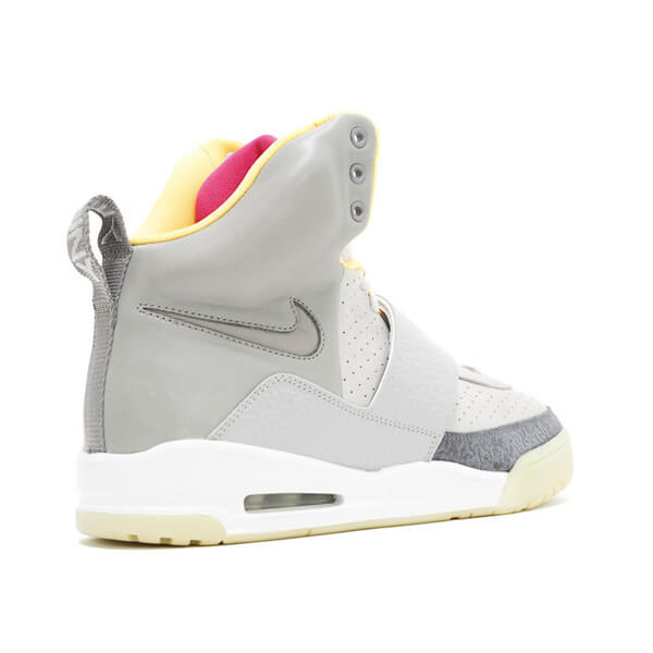 【ナイキ】入手困難!!激レア!! AIR YEEZY Zen Kanye West コラボ2010291