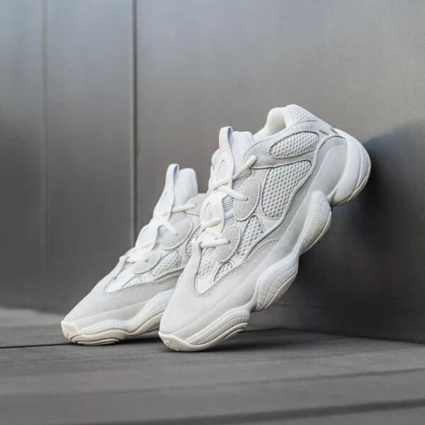 入手困難激レア!Yeezy Boost 500 Bone White　イージーブースト1106a8