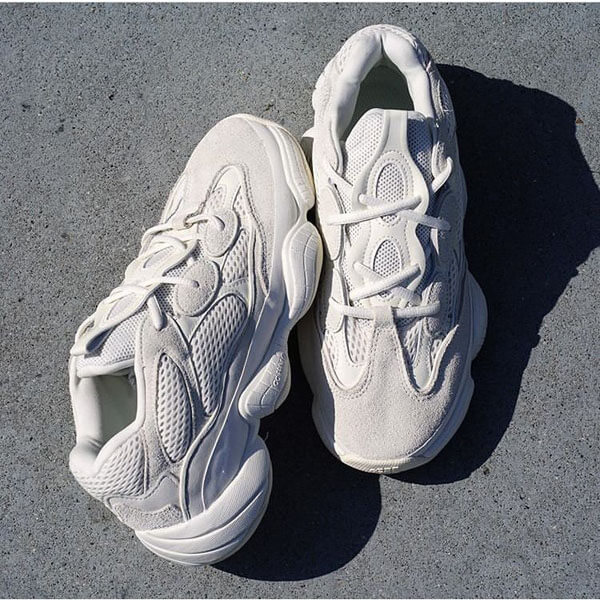 入手困難激レア!Yeezy Boost 500 Bone White　イージーブースト1106a8