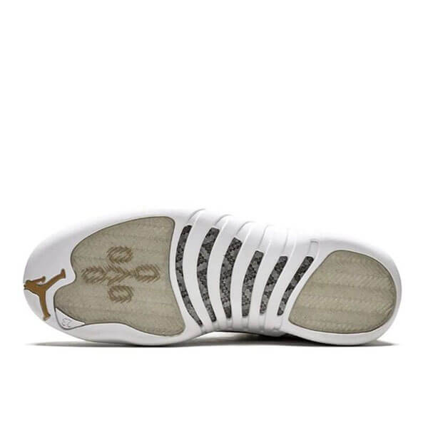 ナイキ エアジョーダン コピー 12 レトロ OVO 2016入手困難!!激レア!! Air Jordan 12 Retro OVO 2016