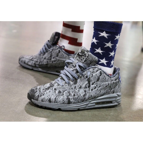 ナイキ エアマックス コピー ルーナー入手困難!! Air Max Lunar 90 Sp Moon Landing 201017a25