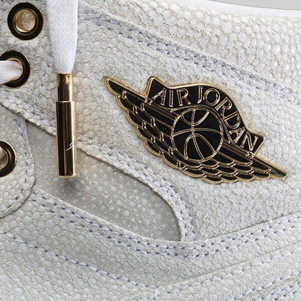 【大人気★限定コラボ】ナイキ Jordan 1 Retro Pinnacle White 705075-130 2015