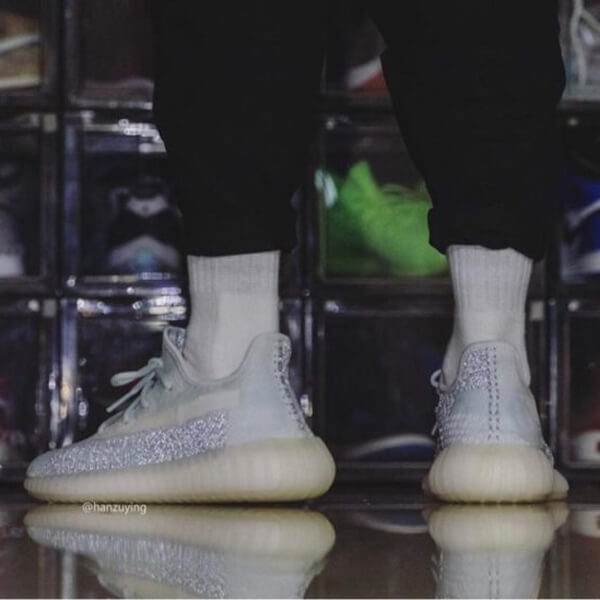 ★入手困難★ アディダス コピー YEEZY BOOST 350 V2 CLOUD WHITE REFLECTIVE 21033105