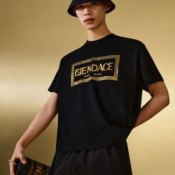 【フェンディACE】待望のコラボ発売！フェンディ×VERSACE Tシャツ コピーFY1144AKDVF0QA1