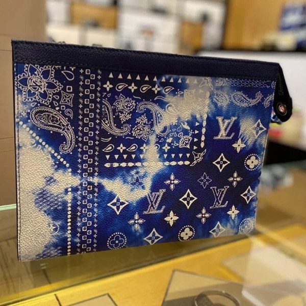 完売前に★ルイヴィトン★LV ポシェット・ボヤージュ ブルー 偽物M81442