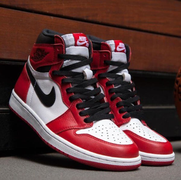 ナイキ エアージョーダン スニーカー コピー  JORDAN 1 RETRO HIGH OG "CHICAGO" - エアジョーダン1 シカゴ201017a07