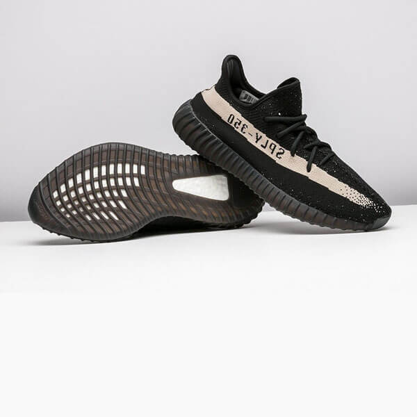 アディダス イージー Yeezy Boost 350 V2 Core Black White BY1604