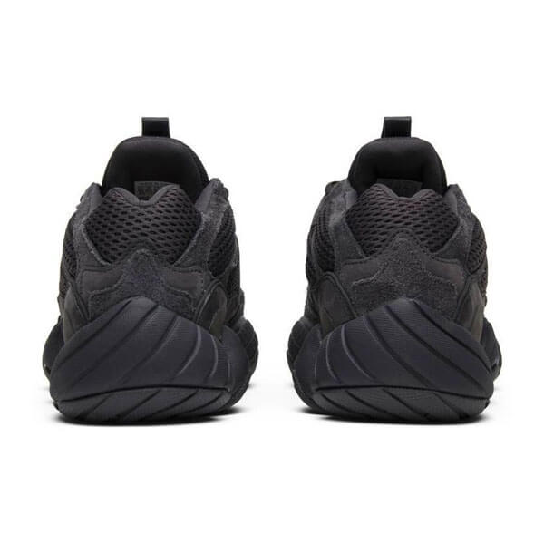 人気話題！【アディダス x Kanye West】 Yeezy 500 Utility Black F36640