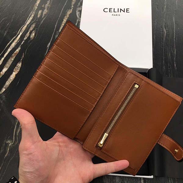 セリーヌ MEDIUM STRAP WALLET トリオンフキャンバス212306