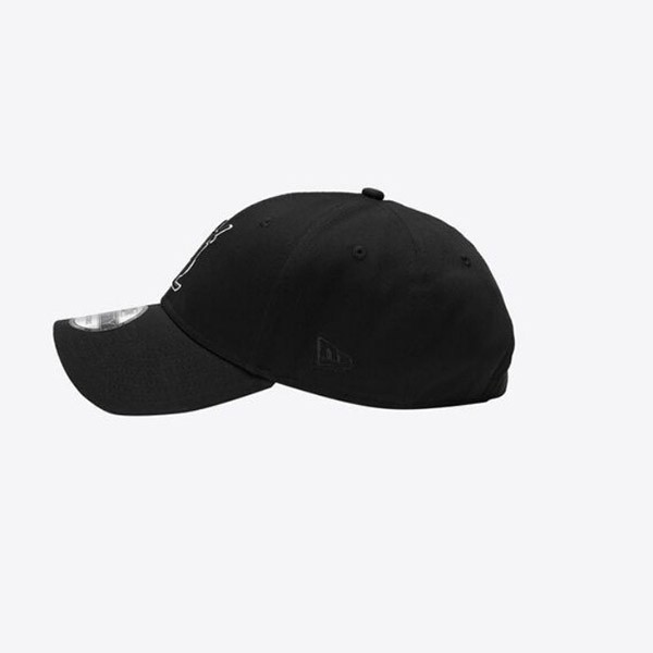 日本未入荷！【サンローラン x New Era】偽物モノグラムキャップ 22031404