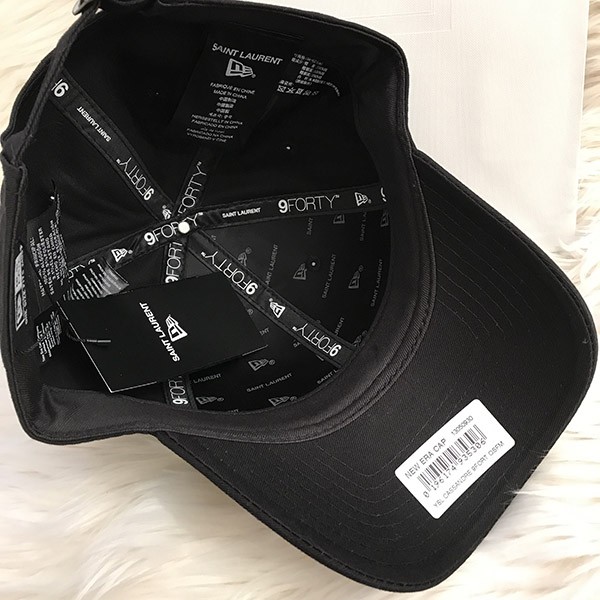 日本未入荷！【サンローラン x New Era】偽物モノグラムキャップ 22031404